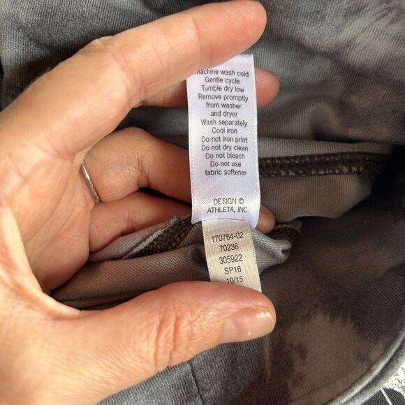Athleta XS Chaturanga Tight Leggings Gray Cloud Gray Tie Dye Print - Picture 5 of 7